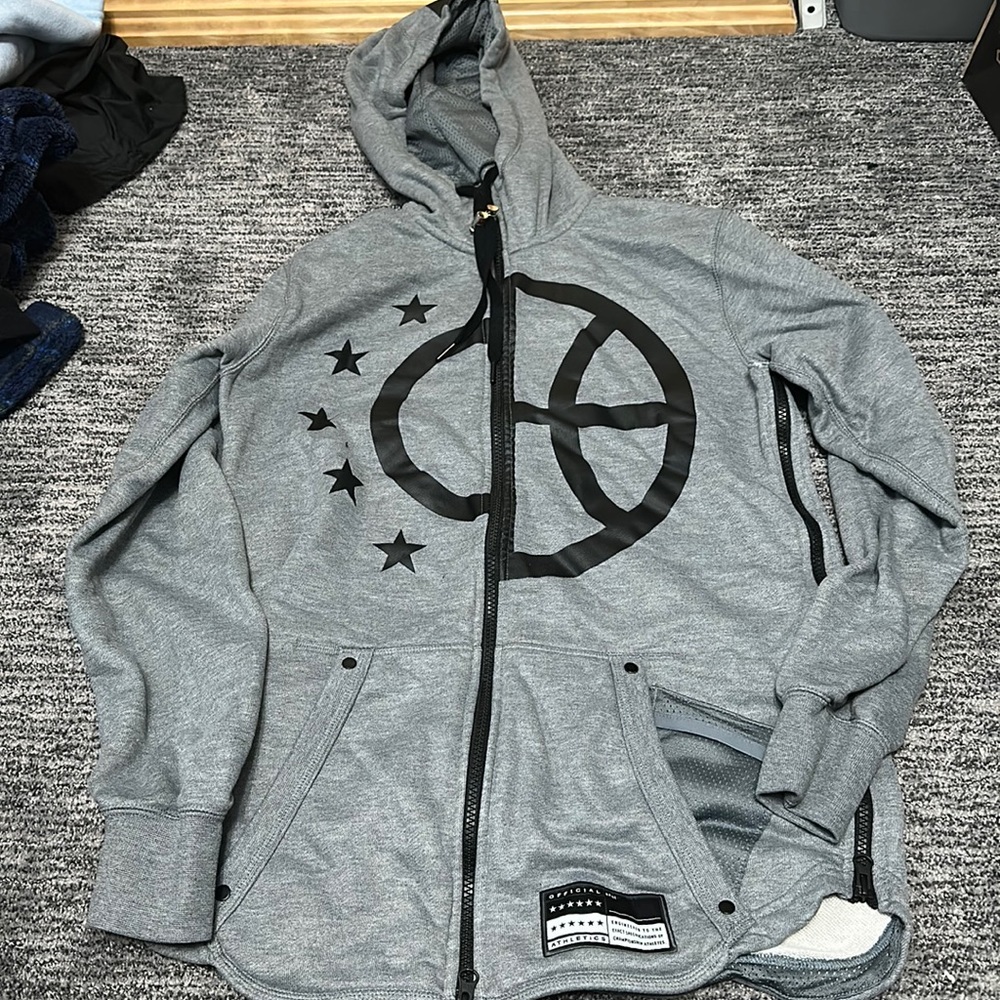 Nike Basketball Sweatshirt